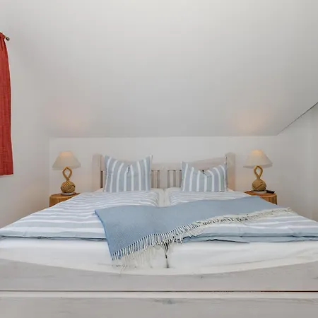 Haff & Mit Sauna Feriehus *